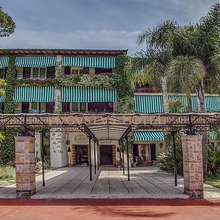 Hotel Augustus & 5*