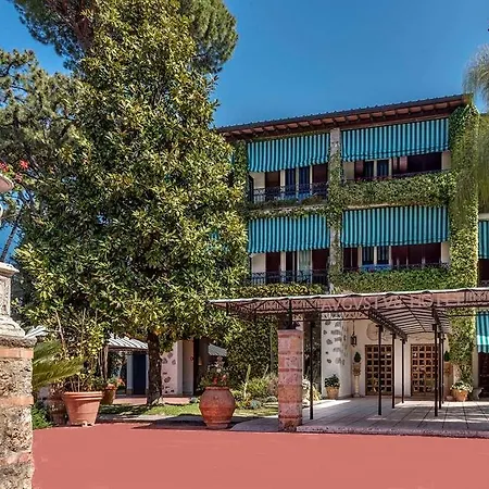 Augustus & Hotel 5*