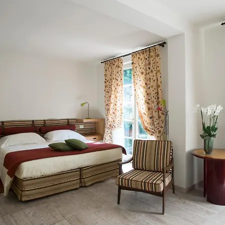 Hotel Augustus &