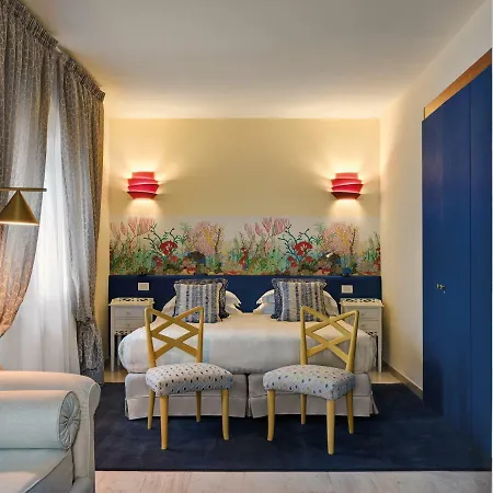Augustus Hotel&resort Hotel